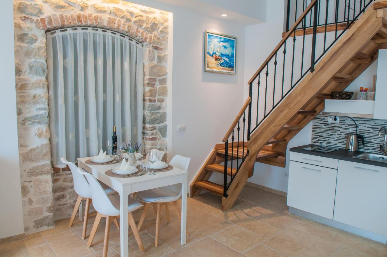 Bazzar Apartments Трогир Экстерьер фото
