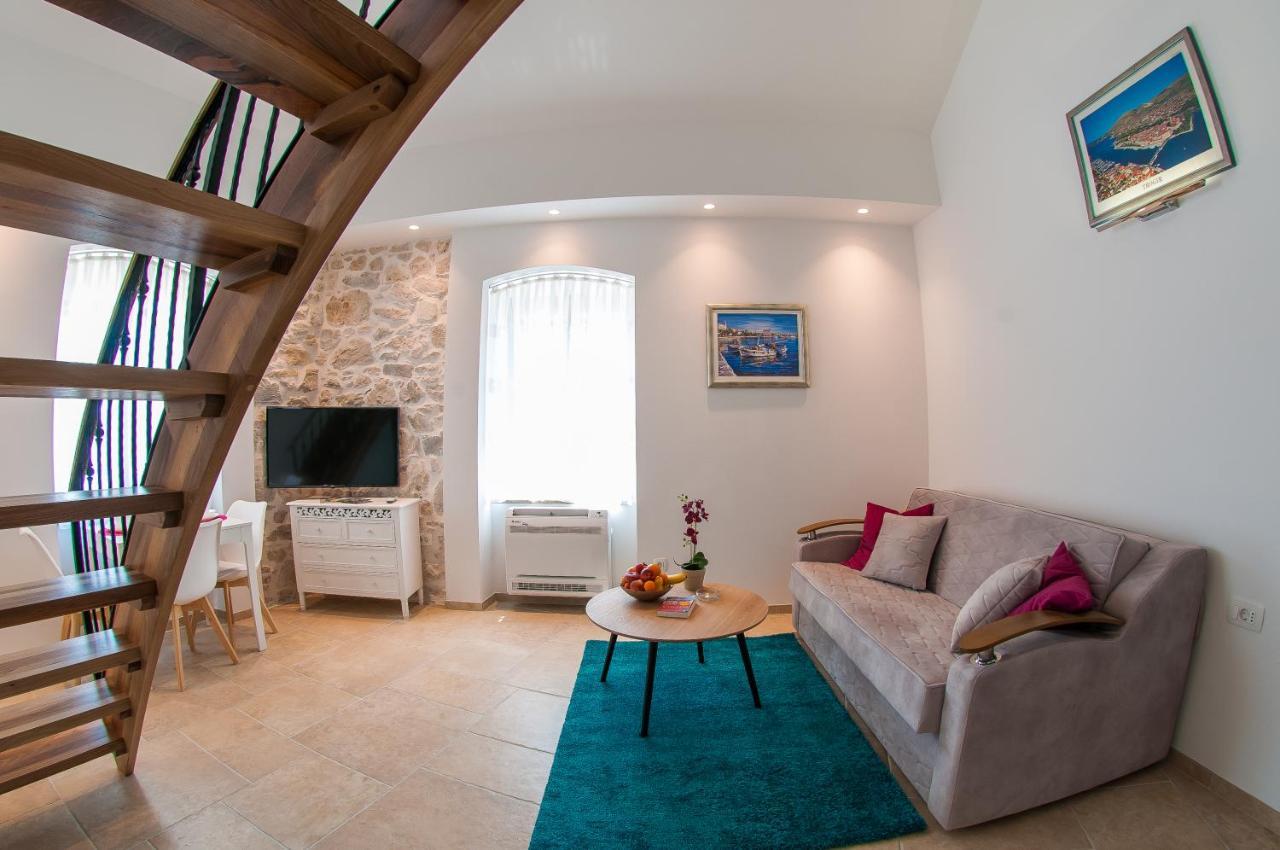 Bazzar Apartments Трогир Экстерьер фото