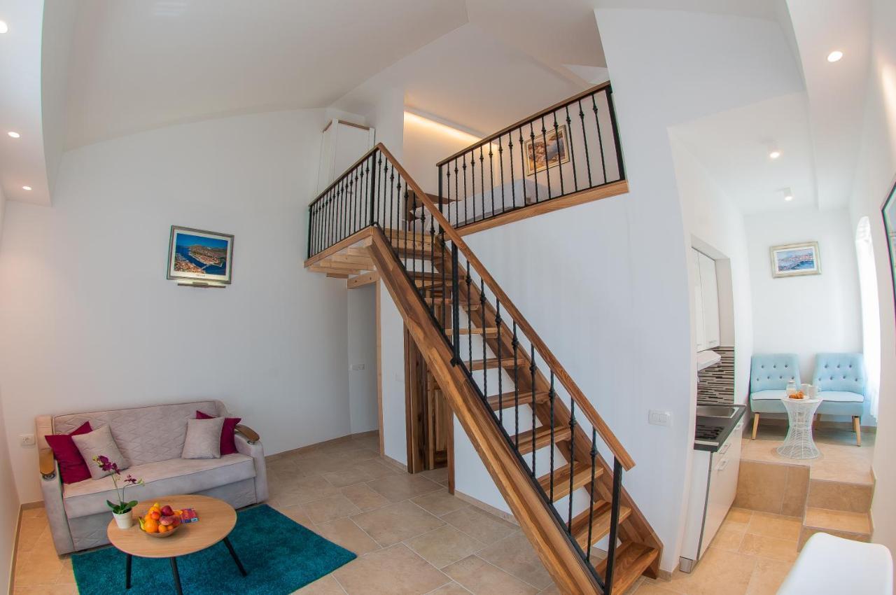 Bazzar Apartments Трогир Экстерьер фото